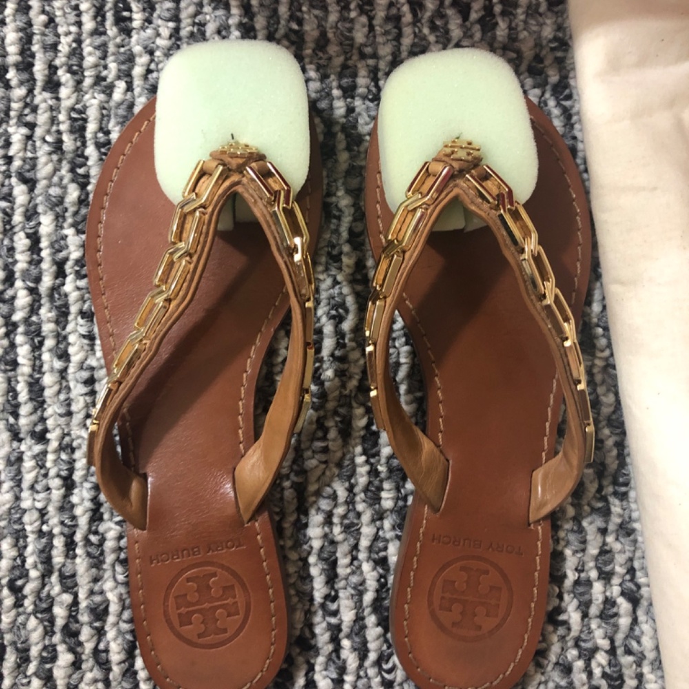 Sandal - Picture 2 of 4